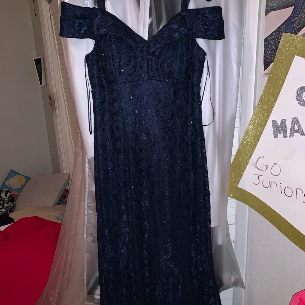 Lace dark blue prom dress